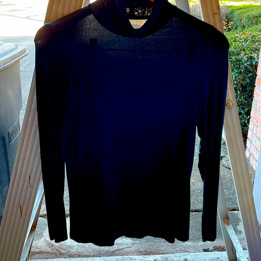 Stretchy green turtleneck